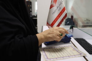 در روز پدر نیکوکاران بدهی 64 نفر زندانی را پرداخت کردند